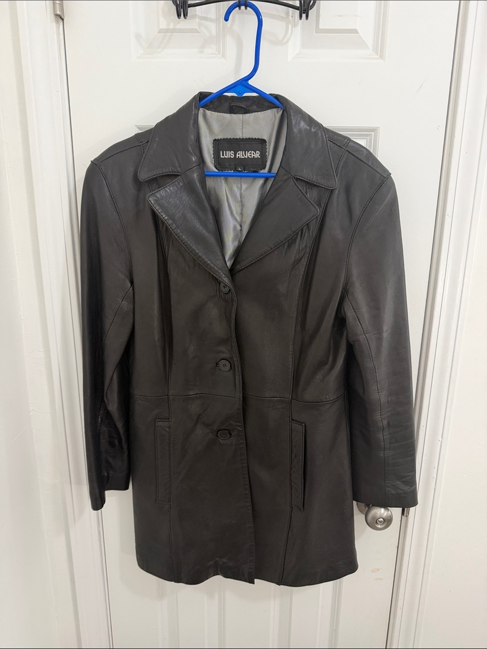 Luis Alvear Women's Black Leather Button-Front Jacket
